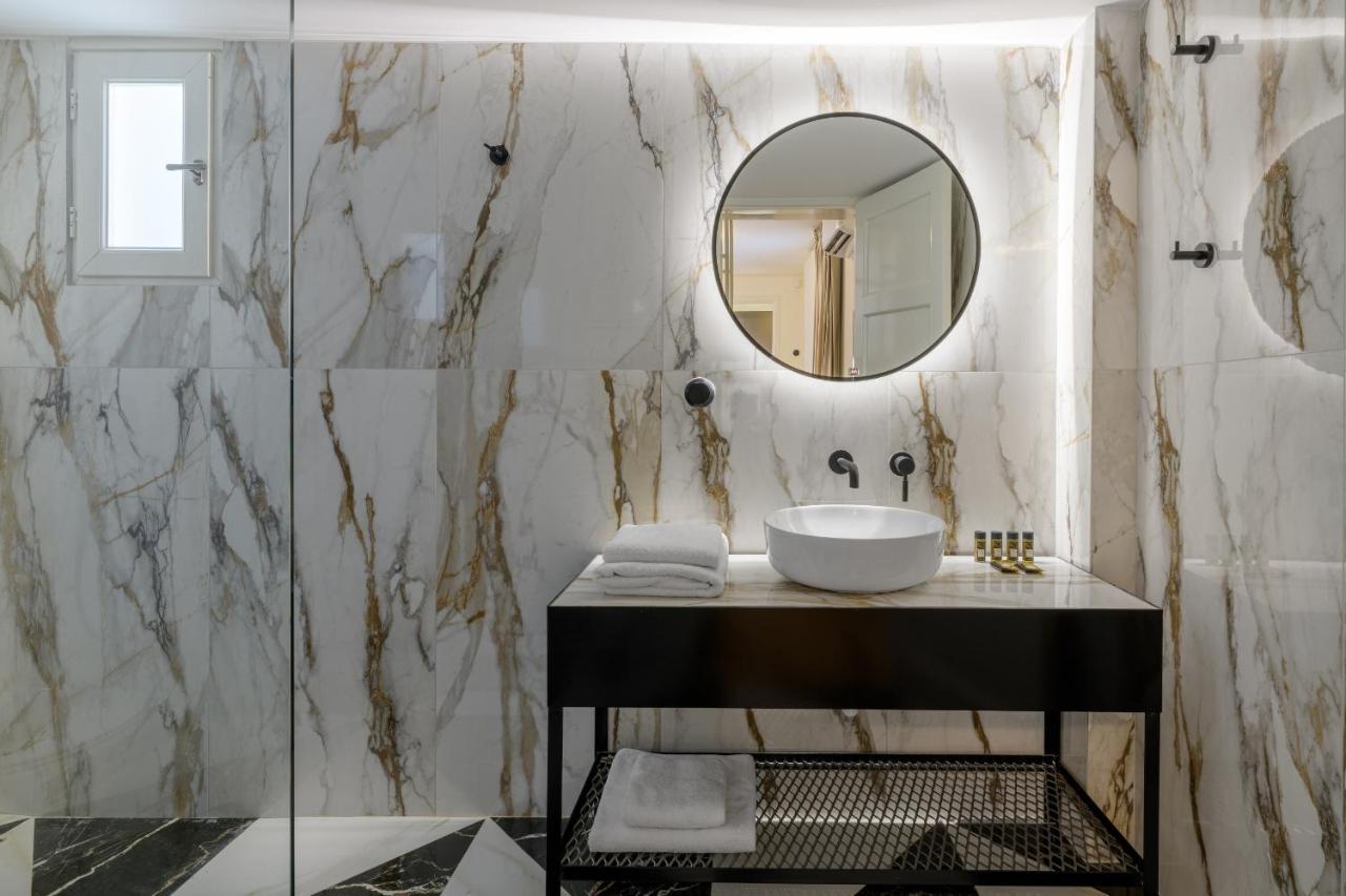 Meno Suite With Private Terrace - Jaccuzzi, Acropolis View Athen Exterior foto