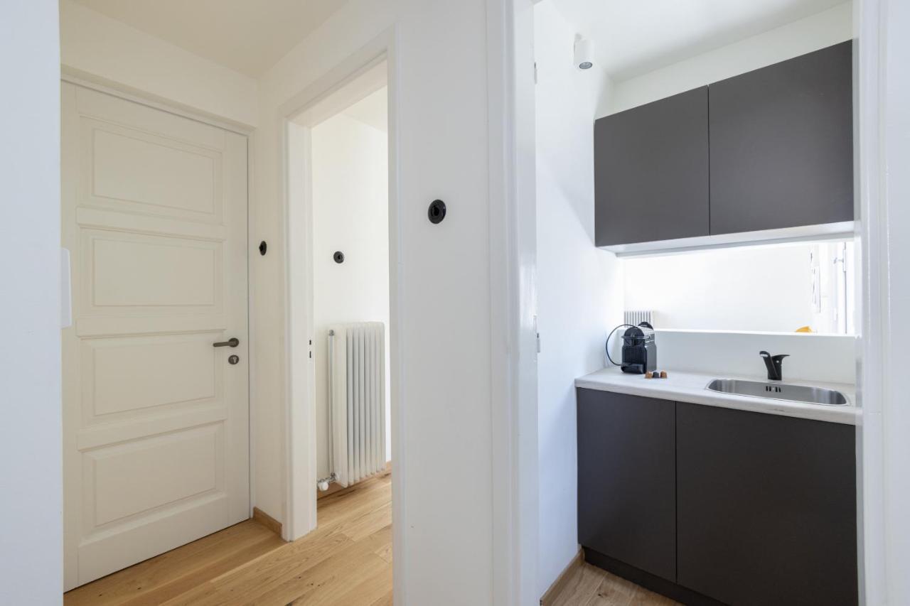 Meno Suite With Private Terrace - Jaccuzzi, Acropolis View Athen Exterior foto