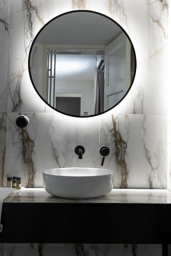 Meno Suite With Private Terrace - Jaccuzzi, Acropolis View Athen Exterior foto